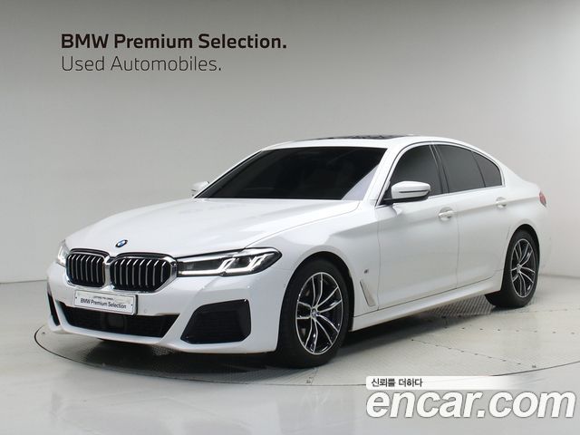 BMW 5 Series (G30) 520i M Sport 2023 — фото 1