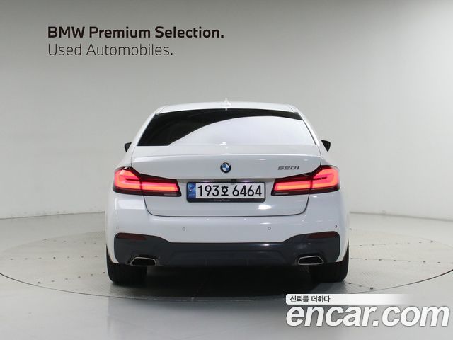 BMW 5 Series (G30) 520i M Sport 2023 — фото 4