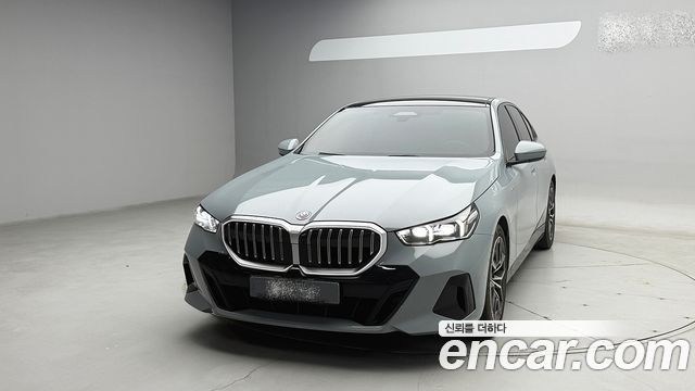 BMW 5 Series (G60) 520i M Sport
