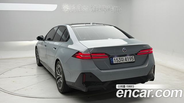 BMW 5 Series (G60) 520i M Sport 2024 — фото 3