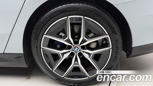 BMW 5 Series (G60) 520i M Sport 2024 — фото 22