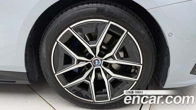 BMW 5 Series (G60) 520i M Sport 2024 — фото 24