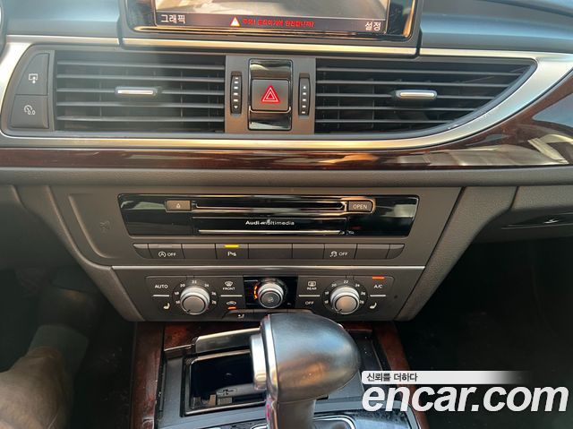 Audi A6 45 TDI Quattro C7 2015 — фото 17