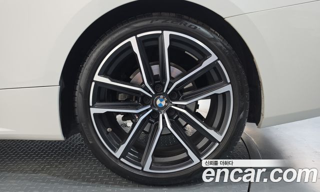 BMW 4 Series (G22) 420i M Sport Coupe 2024 — фото 42