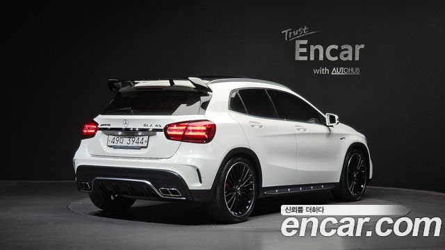 Mercedes-Benz GLA-Class (X156) GLA45 AMG 4MATIC 2019 — фото 2
