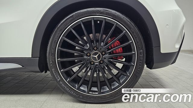 Mercedes-Benz GLA-Class (X156) GLA45 AMG 4MATIC 2019 — фото 21