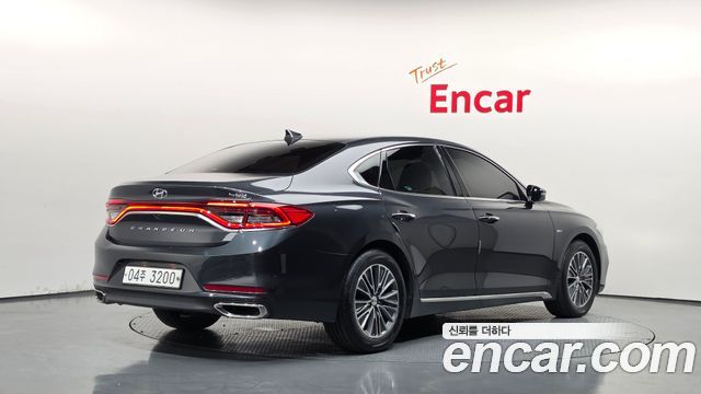 Hyundai Grandeur Hybrid (IG) Premium 2018 — фото 2