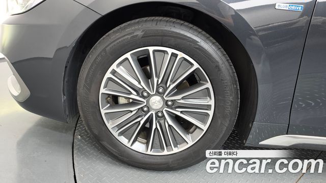Hyundai Grandeur Hybrid (IG) Premium 2018 — фото 5