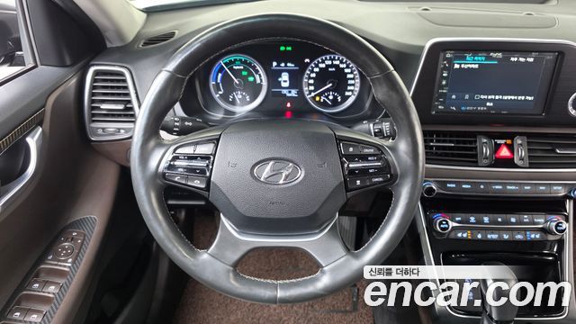 Hyundai Grandeur Hybrid (IG) Premium 2018 — фото 14