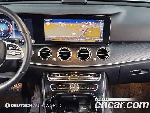 Mercedes-Benz E-Class (W213) E300 Avantgarde 2020 — фото 18