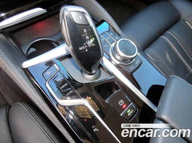 BMW 5 Series (G30) 520i Luxury 2022 — фото 15