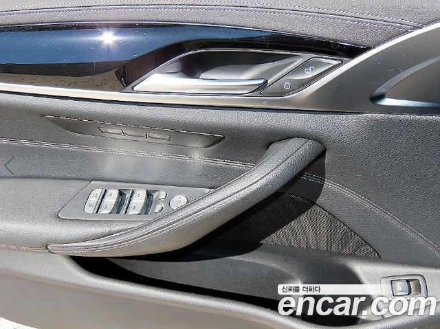 BMW 5 Series (G30) 520i Luxury 2022 — фото 16
