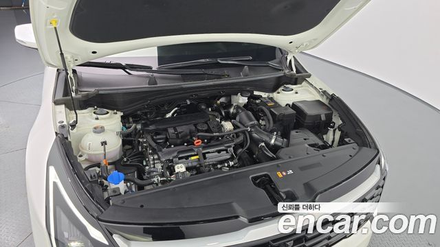 Kia Sportage (V) Gasoline 1.6 Turbo 2WD Signature 2025 — фото 6