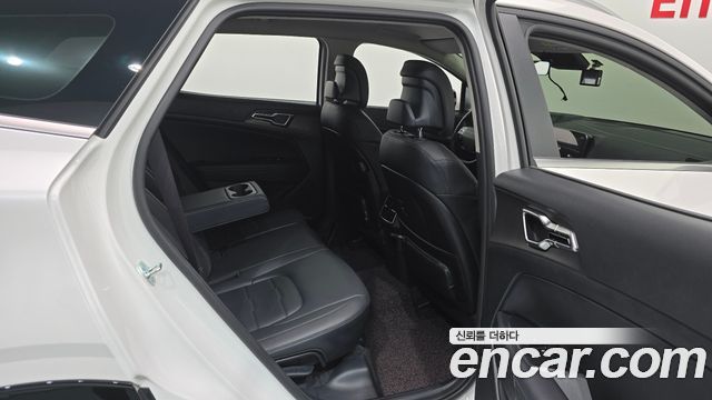 Kia Sportage (V) Gasoline 1.6 Turbo 2WD Signature 2025 — фото 11