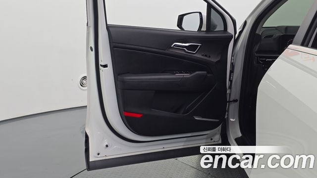 Kia Sportage (V) Gasoline 1.6 Turbo 2WD Signature 2025 — фото 24
