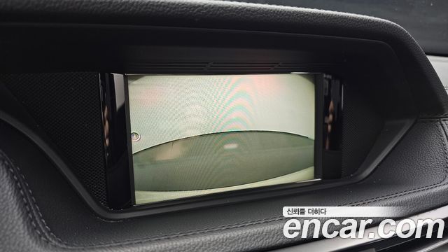 Mercedes-Benz E-Class (W212) E63 AMG 2011 — фото 15