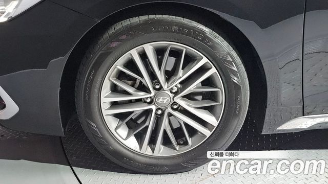 Hyundai Grandeur (IG) 2.4 Premium 2018 — фото 5