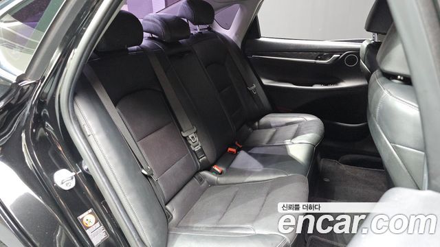 Hyundai Grandeur (IG) 2.4 Premium 2018 — фото 11