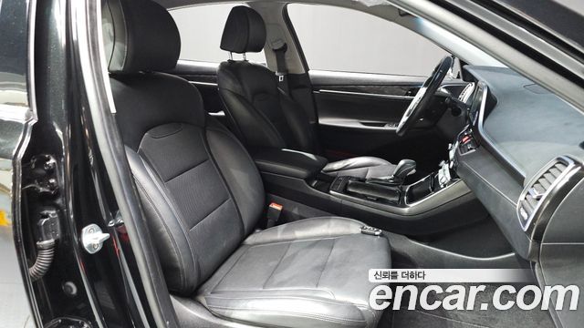 Hyundai Grandeur (IG) 2.4 Premium 2018 — фото 17