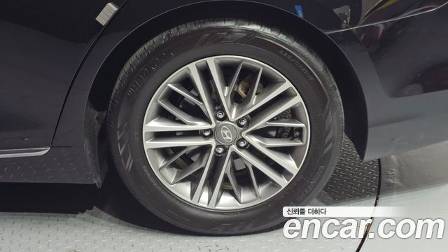 Hyundai Grandeur (IG) 2.4 Premium 2018 — фото 21