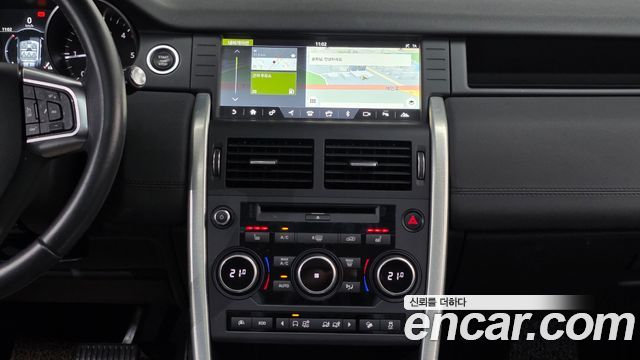 Land Rover Discovery Sport 2.0 TD4 SE 2017 — фото 14
