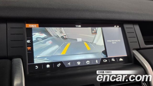Land Rover Discovery Sport 2.0 TD4 SE 2017 — фото 18
