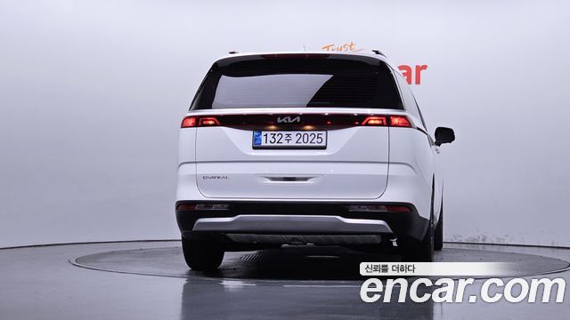 Kia Carnival (IV) Diesel 9-Seater Prestige 2023 — фото 4