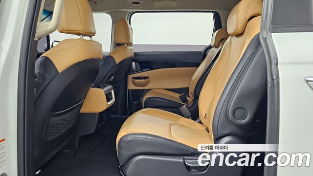 Kia Carnival (IV) Diesel 9-Seater Prestige 2023 — фото 12