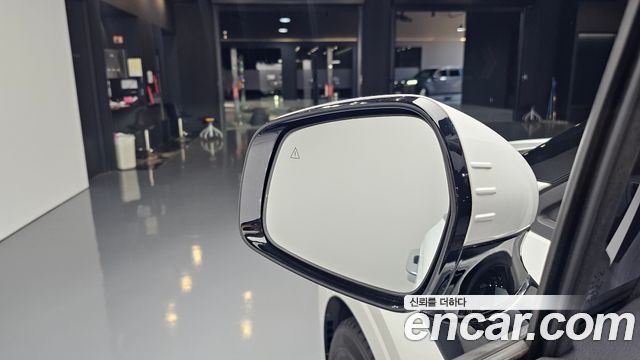 Kia Carnival (IV) Diesel 9-Seater Prestige 2023 — фото 32