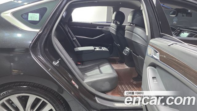 Genesis G80 3.3 GDI AWD Premium Luxury 2018 — фото 12