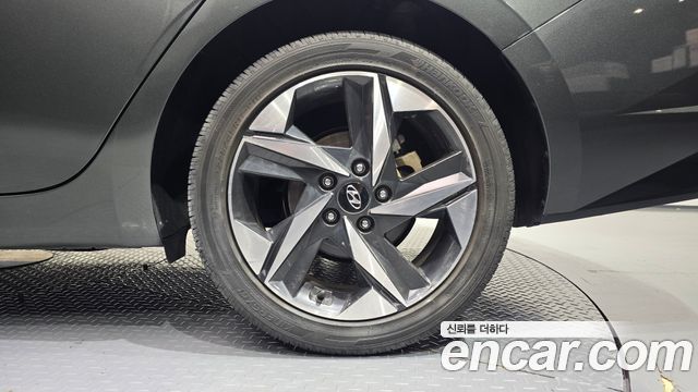Hyundai Avante (CN7) 1.6 Inspiration 2022 — фото 21