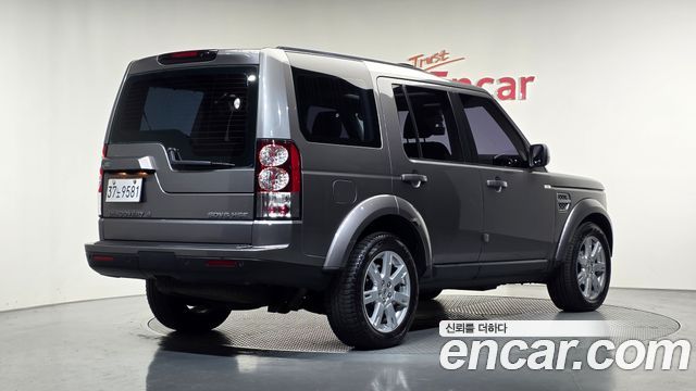 Land Rover Discovery 4 3.0 SDV6 SE 2011 — фото 2