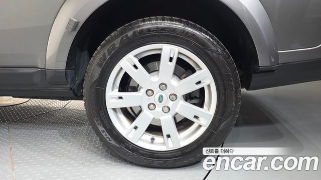 Land Rover Discovery 4 3.0 SDV6 SE 2011 — фото 5