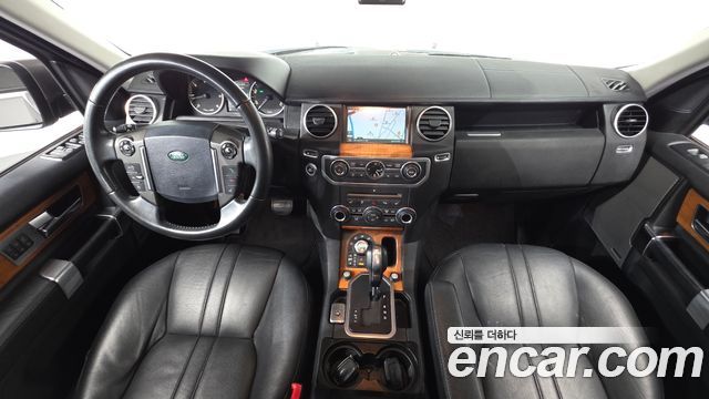 Land Rover Discovery 4 3.0 SDV6 SE 2011 — фото 7