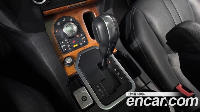 Land Rover Discovery 4 3.0 SDV6 SE 2011 — фото 9