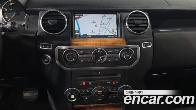 Land Rover Discovery 4 3.0 SDV6 SE 2011 — фото 13
