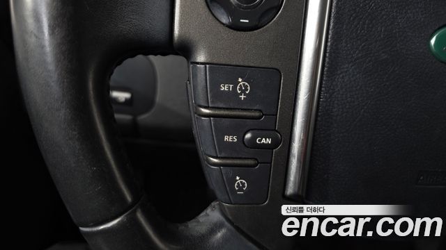 Land Rover Discovery 4 3.0 SDV6 SE 2011 — фото 17