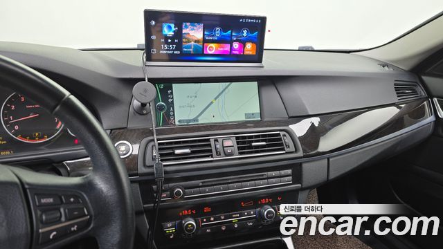 BMW 5 Series (F10) 528i 2011 — фото 13