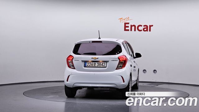 Chevrolet Spark Premier 2022 — фото 4