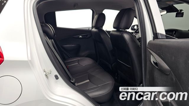 Chevrolet Spark Premier 2022 — фото 12