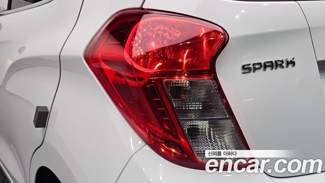 Chevrolet Spark Premier 2022 — фото 23