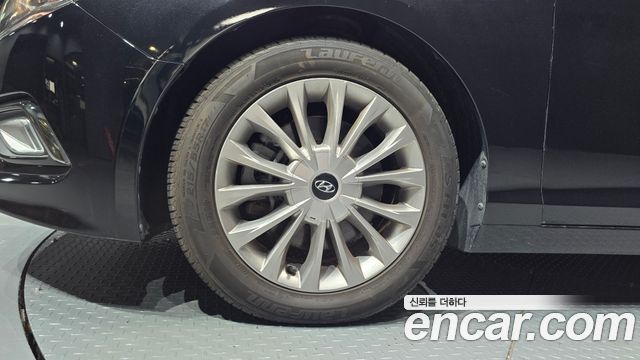 Hyundai Sonata (LF) 2.0 Smart Special 2017 — фото 5