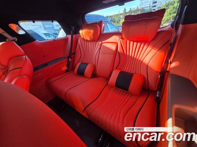 Kia Carnival (IV) HEV 9-Seater Hi-Limousine (Special vehicle) 2027 — фото 16
