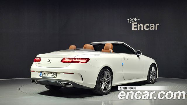 Mercedes-Benz E-Class (W213) E220d Cabriolet 2020 — фото 2