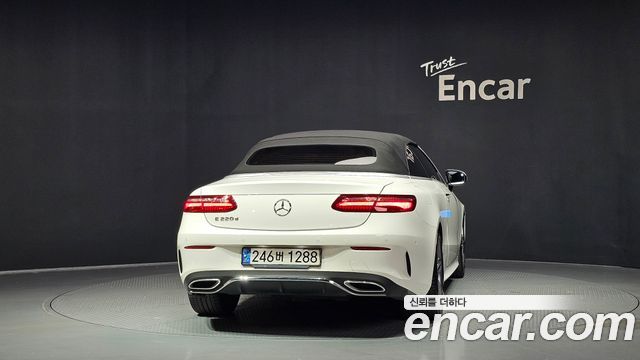 Mercedes-Benz E-Class (W213) E220d Cabriolet 2020 — фото 4