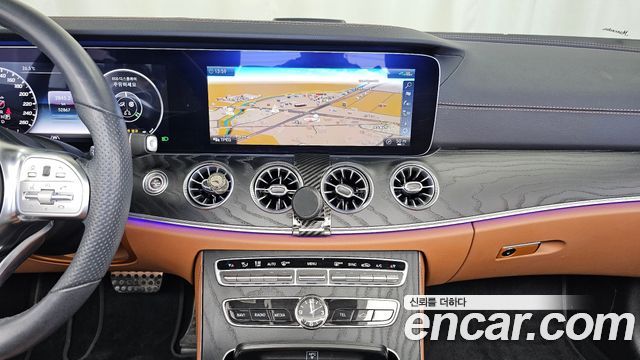 Mercedes-Benz E-Class (W213) E220d Cabriolet 2020 — фото 14