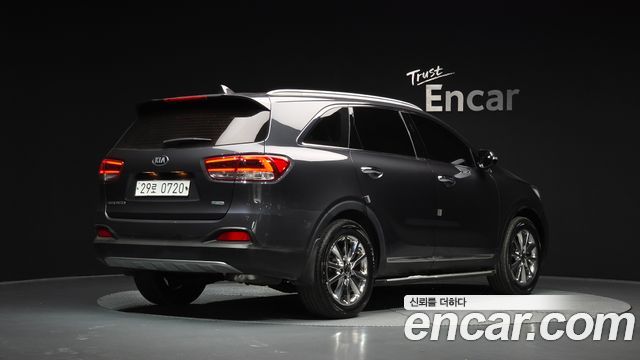 Kia Sorento Diesel 2.0 2WD Noblesse 2016 — фото 2