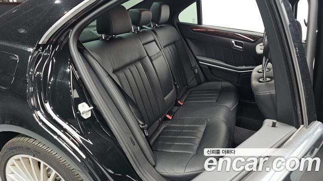 Mercedes-Benz E-Class (W212) E300 Elegance 2016 — фото 15