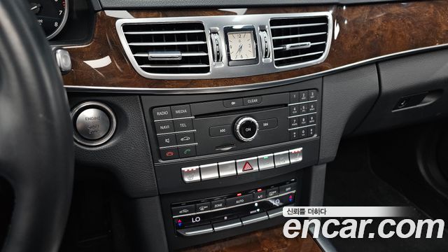 Mercedes-Benz E-Class (W212) E300 Elegance 2016 — фото 21