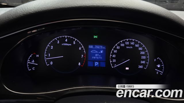 Hyundai Genesis BH330 Modern Standard 2013 — фото 8